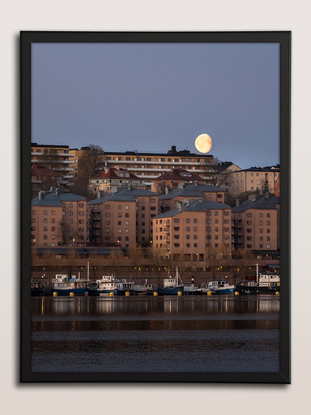 Månuppgång över Södermalm